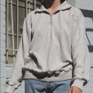 Brandy Melville sweatshirt